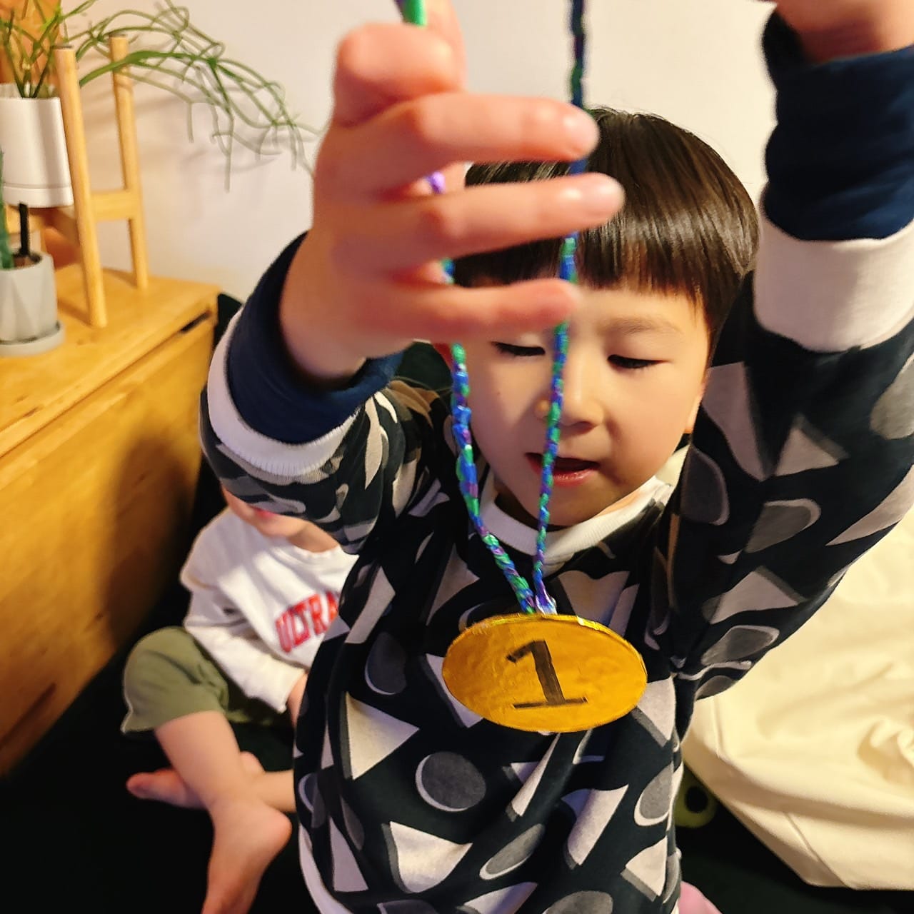 愉快な我が家に、全てを忘れて帰ってくる人
