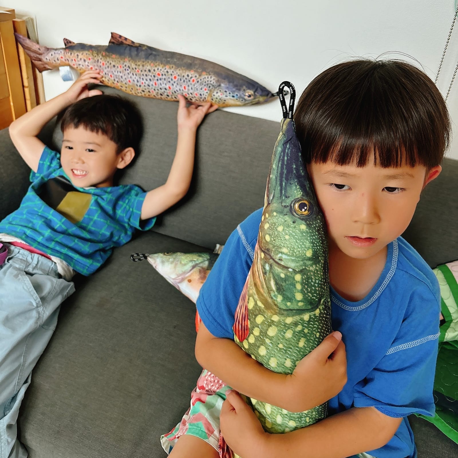 最強と無敵と魚のクッション