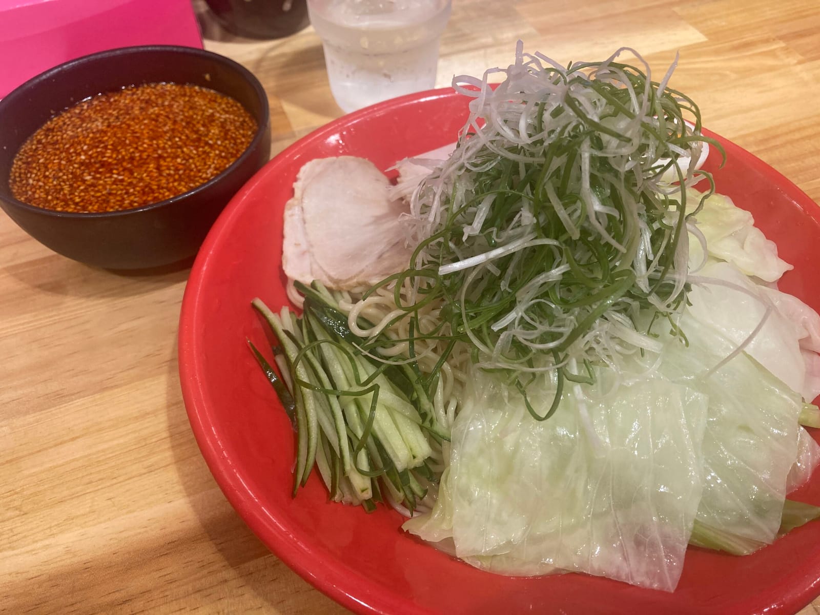 雨のつけ麺