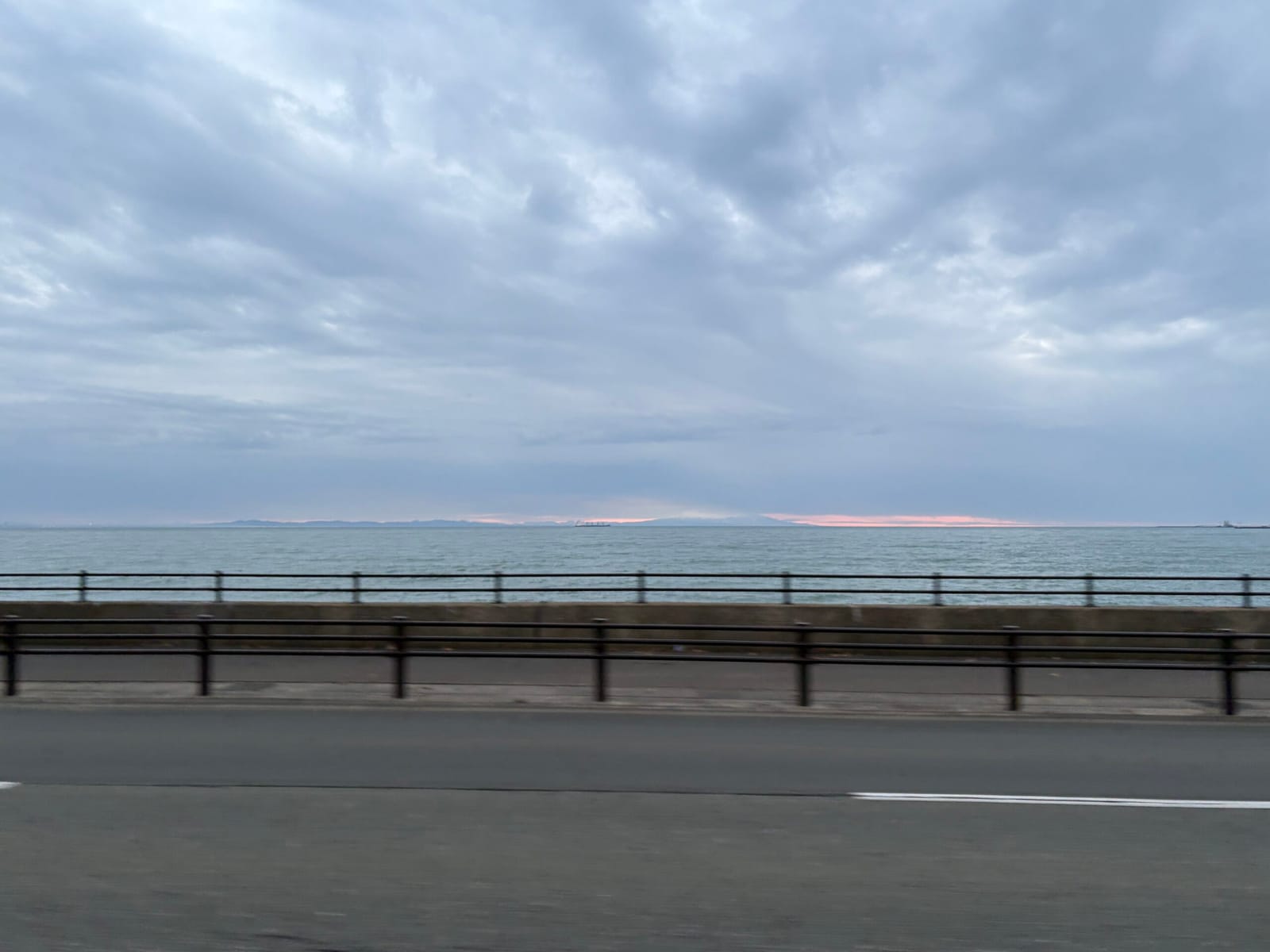 出店浪費