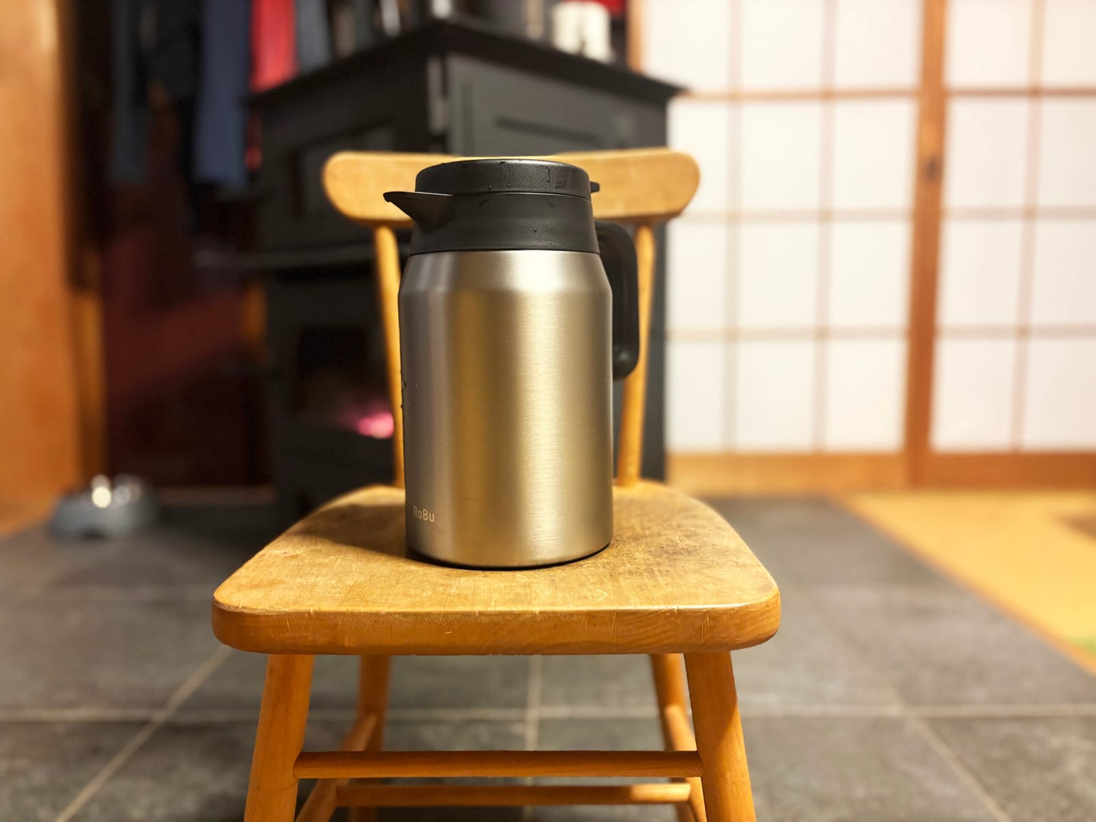 ¥1,790 広口ステンレス卓上ポット1.0L（ニトリ）
