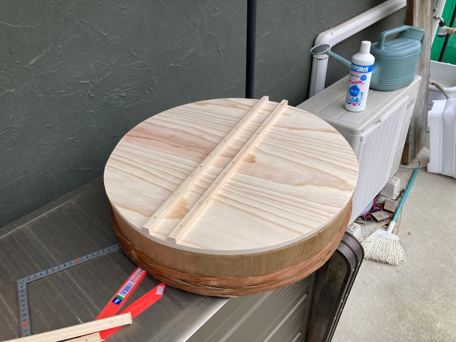 寿司桶のフタを作る
