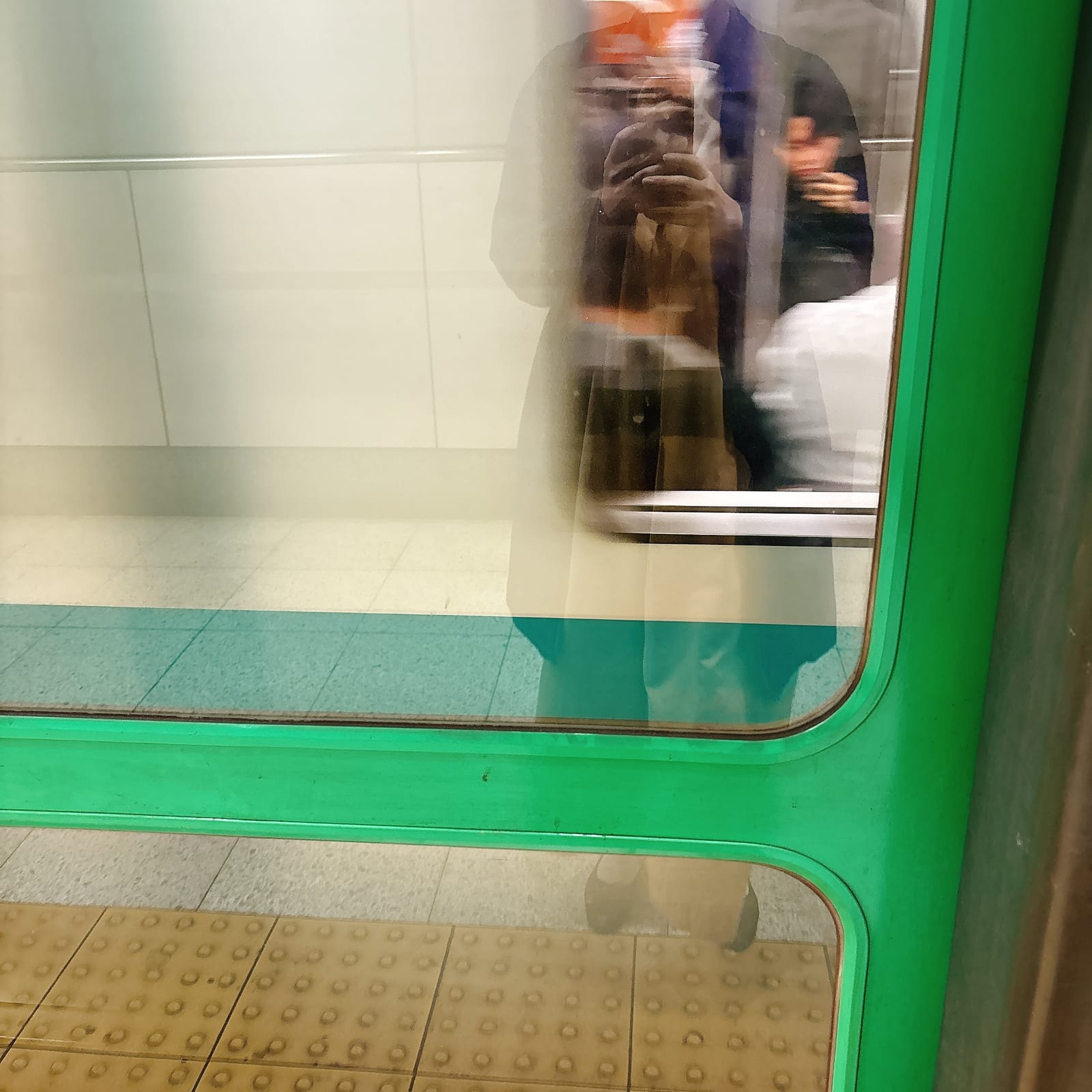 大丈夫、悪夢は見ないよ