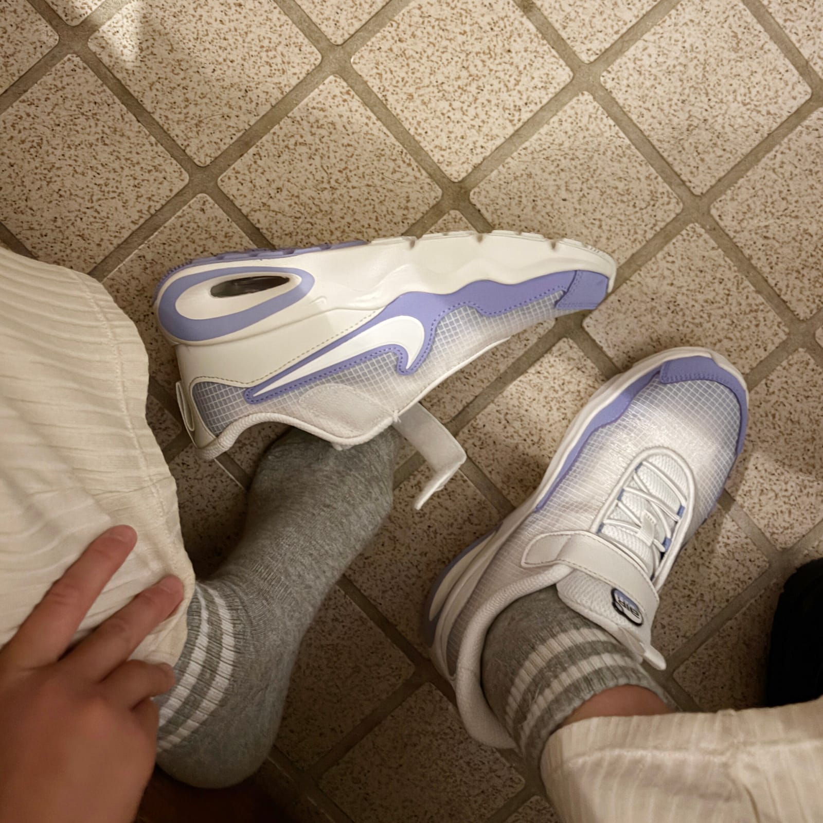 ¥6,589 NIKEエアマックスNOVA21cm