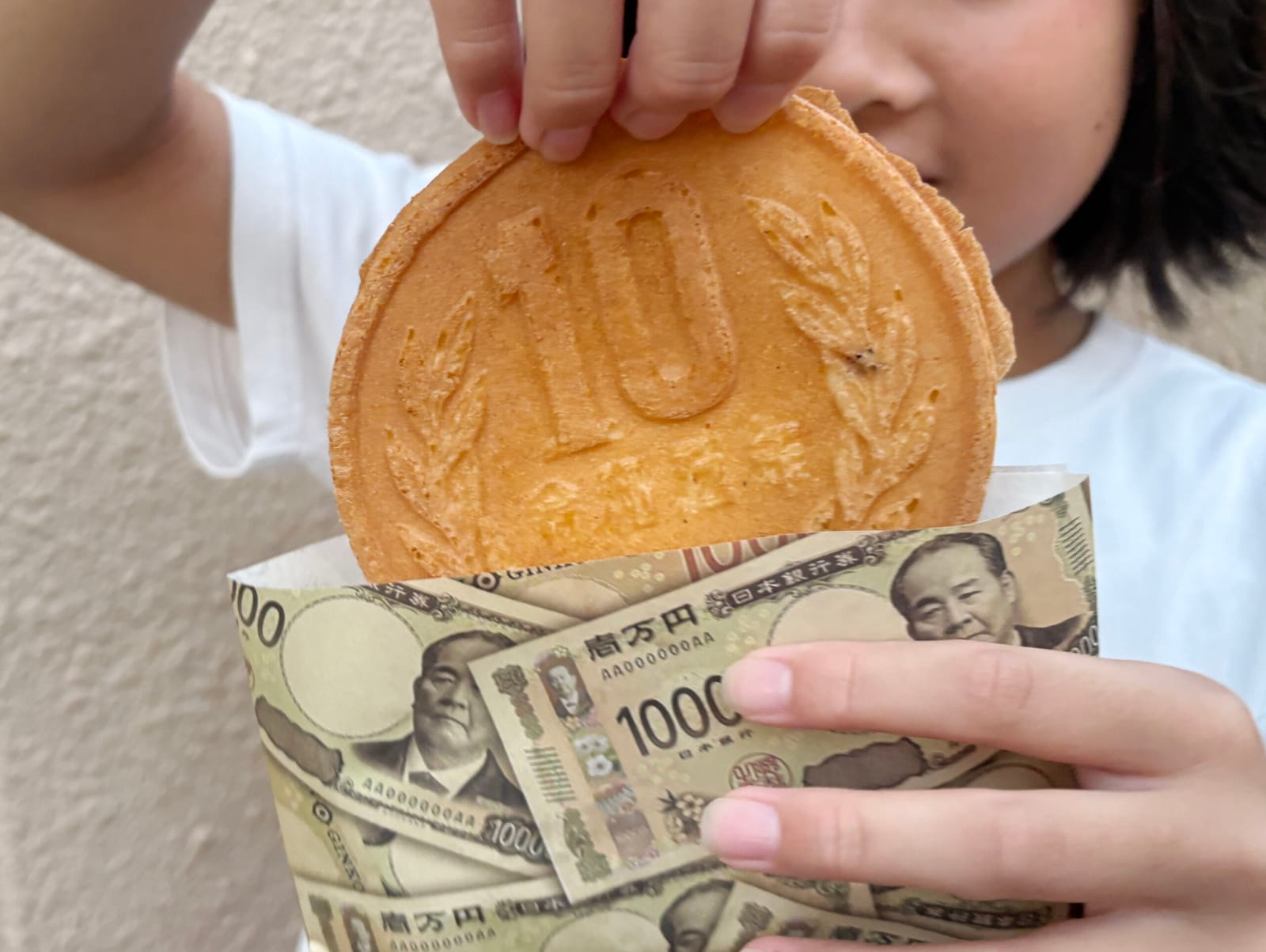 ¥500 10円玉の形をしたパンケーキ