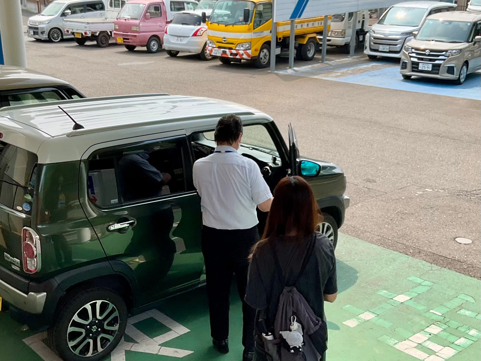 納車