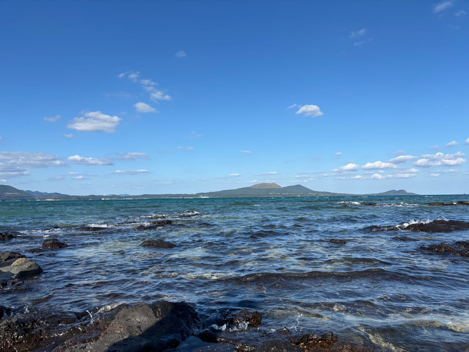 冬に向かう海