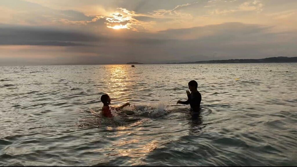 夕方の海