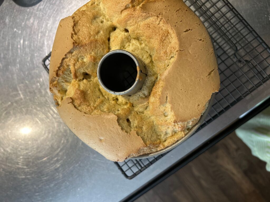 シフォンケーキを焼く
