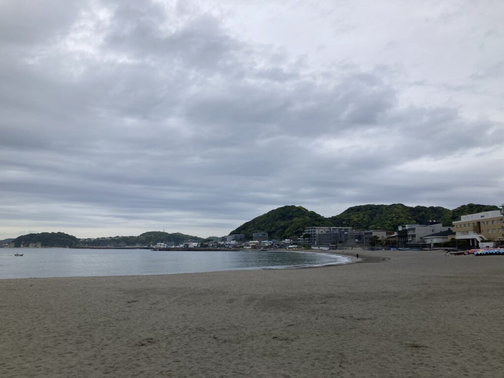 連休前に