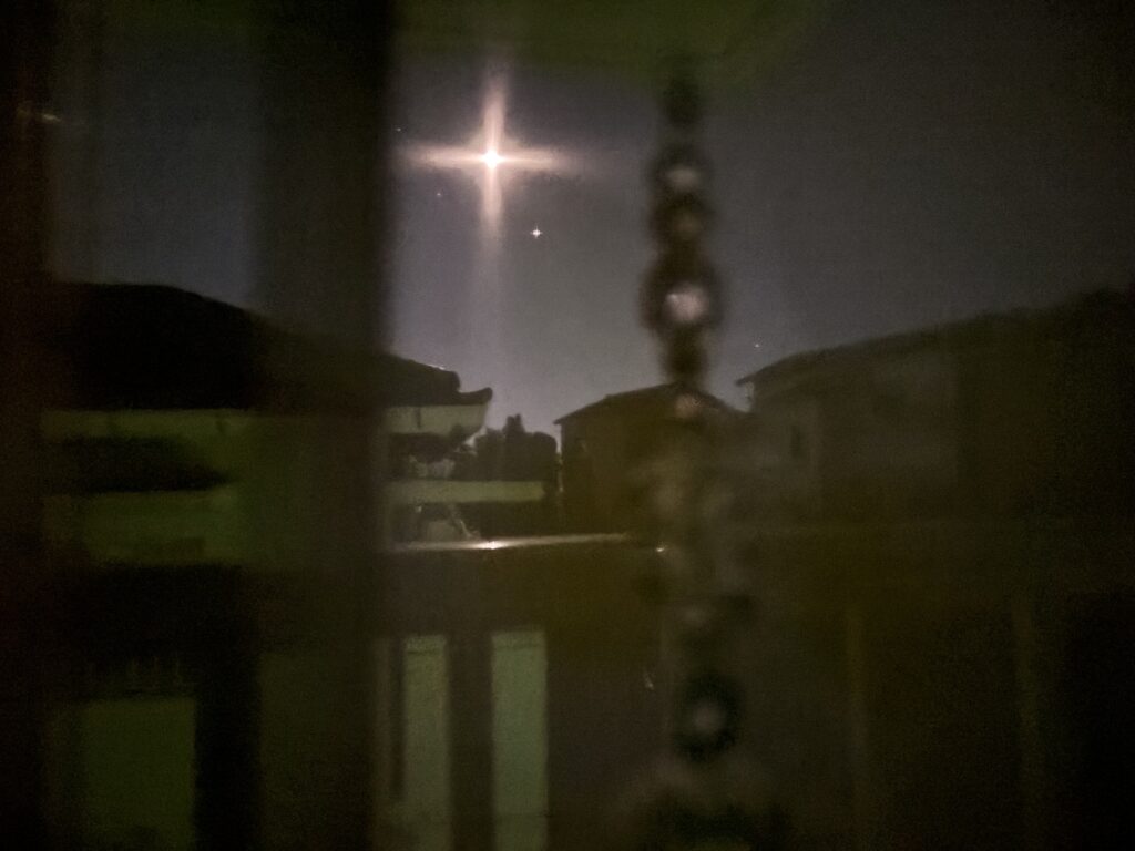 近いようで、遠いようで