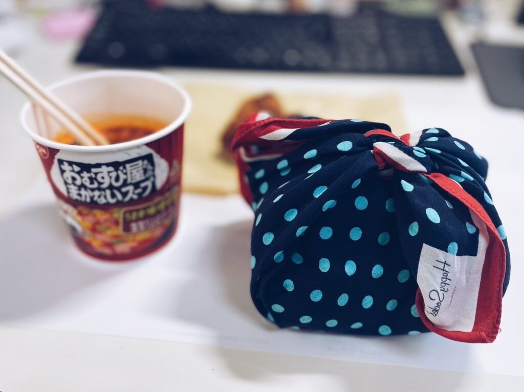 おにぎりの木曜