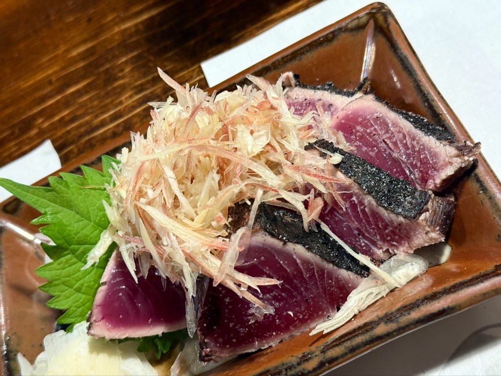 仙台国分町、阿古。コの字カウンターの店