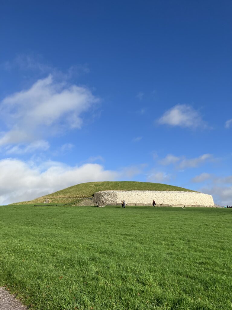 アイルランド、ニューグレンジへ