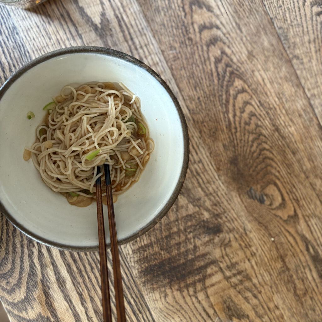 ¥— やちむん（もやい工藝）