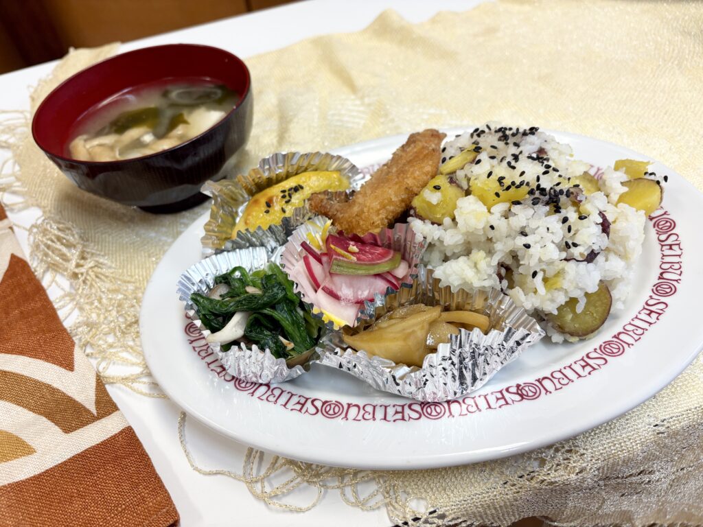 ¥500 ランチ（みんなのカフェ）