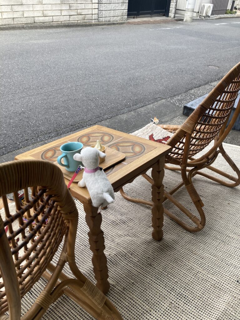 表面上は平静を物語る白鳥