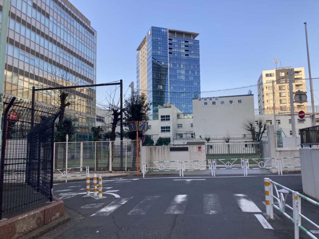 浅い眠りの中で