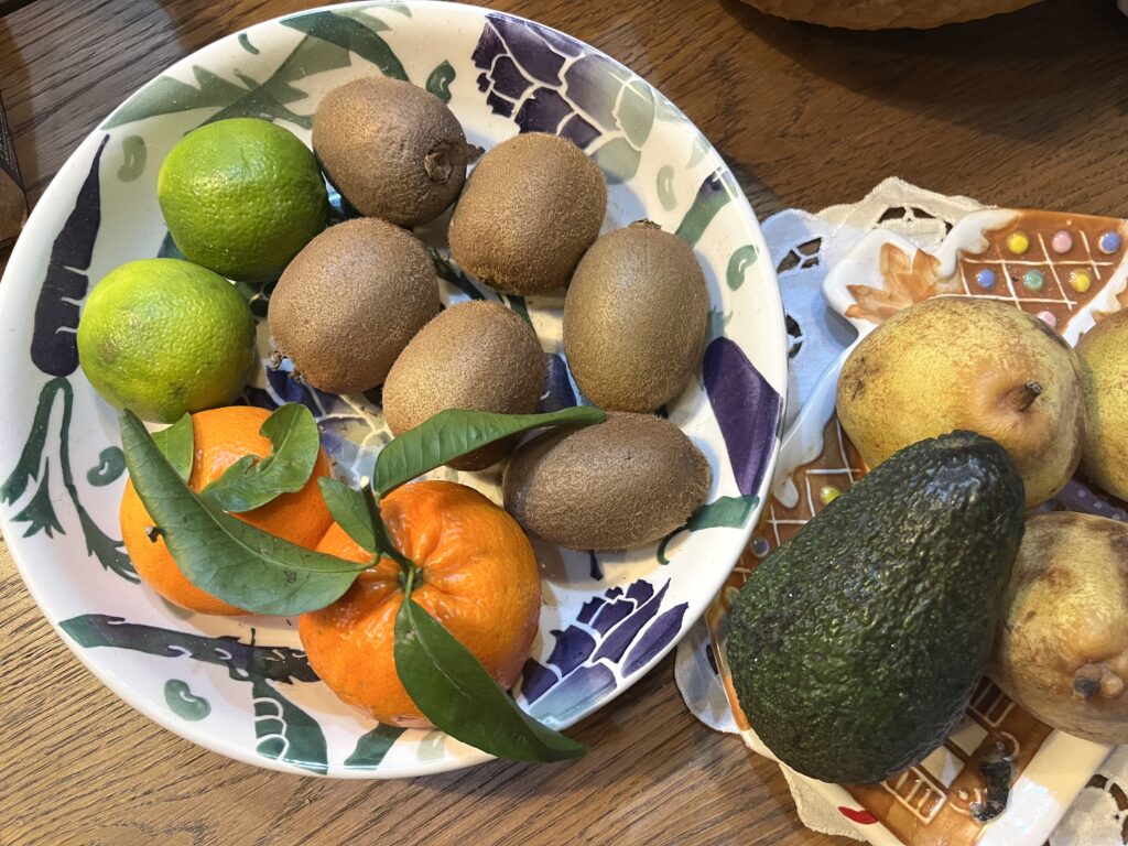 kiwis for sore throat