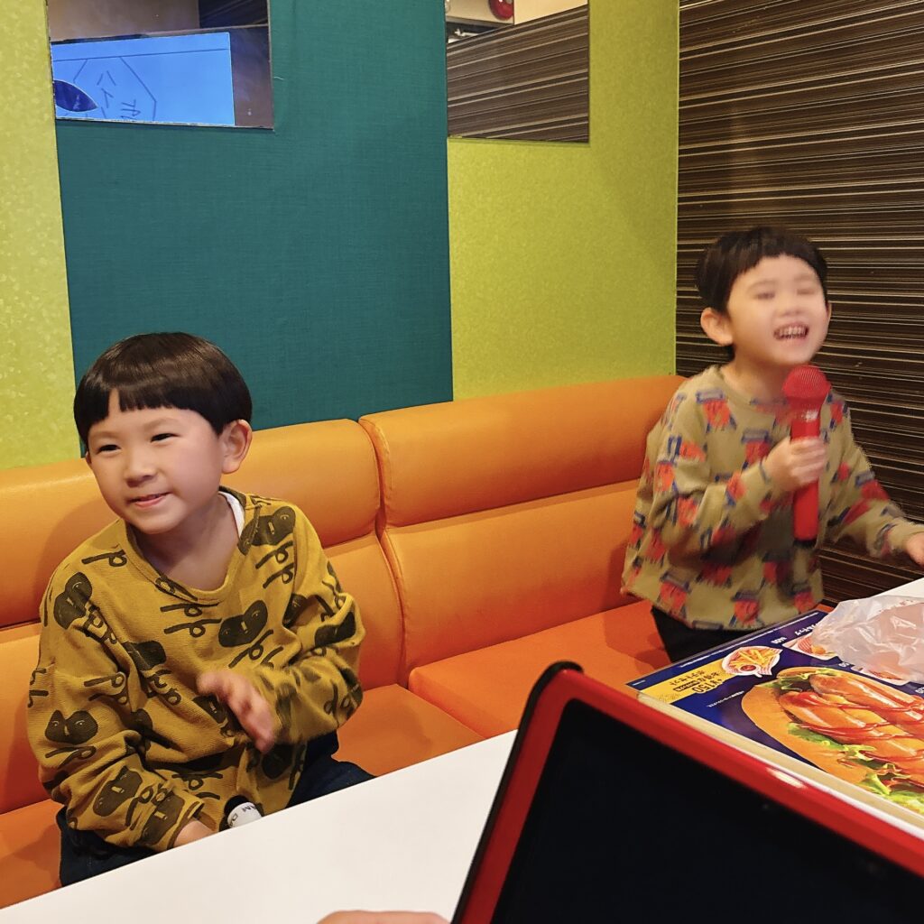 平和な連休最終日