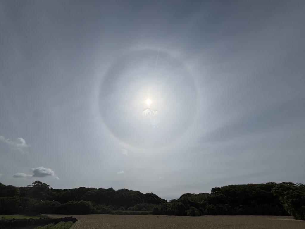 ドラマティックな空