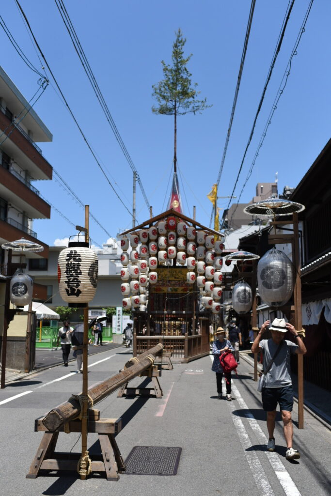 打合せの火曜